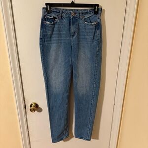 American Eagle, mom jeans size 6, extra long